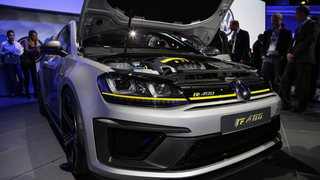 The 395 Horsepower Volkswagen Golf R400 Is Dead